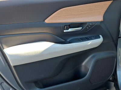 2025 Toyota Grand Highlander Limited AWD (Natl)