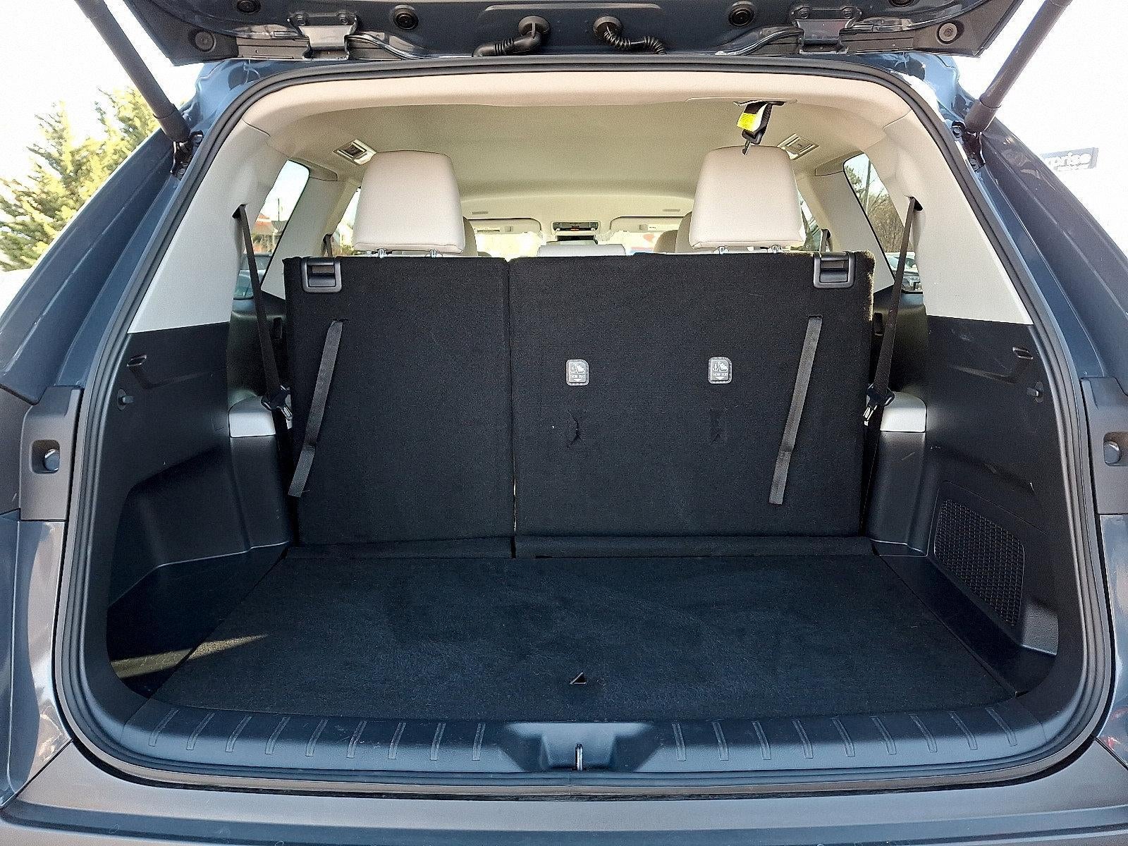 2025 Toyota Grand Highlander XLE AWD (Natl)