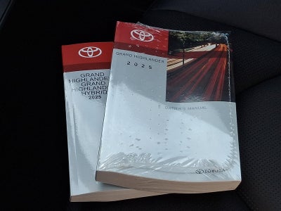 2025 Toyota Grand Highlander Limited AWD (Natl)