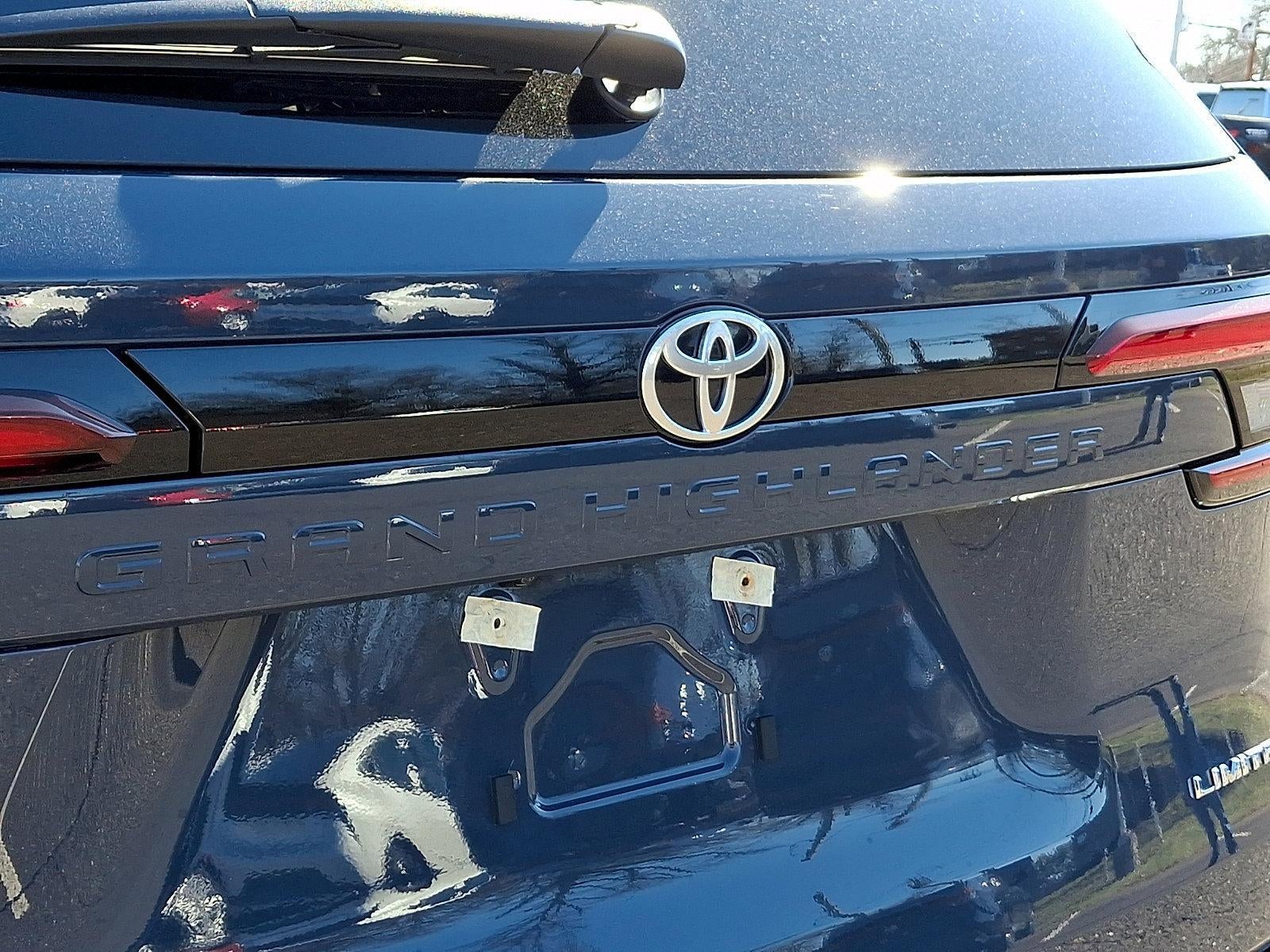 2025 Toyota Grand Highlander Limited AWD (Natl)