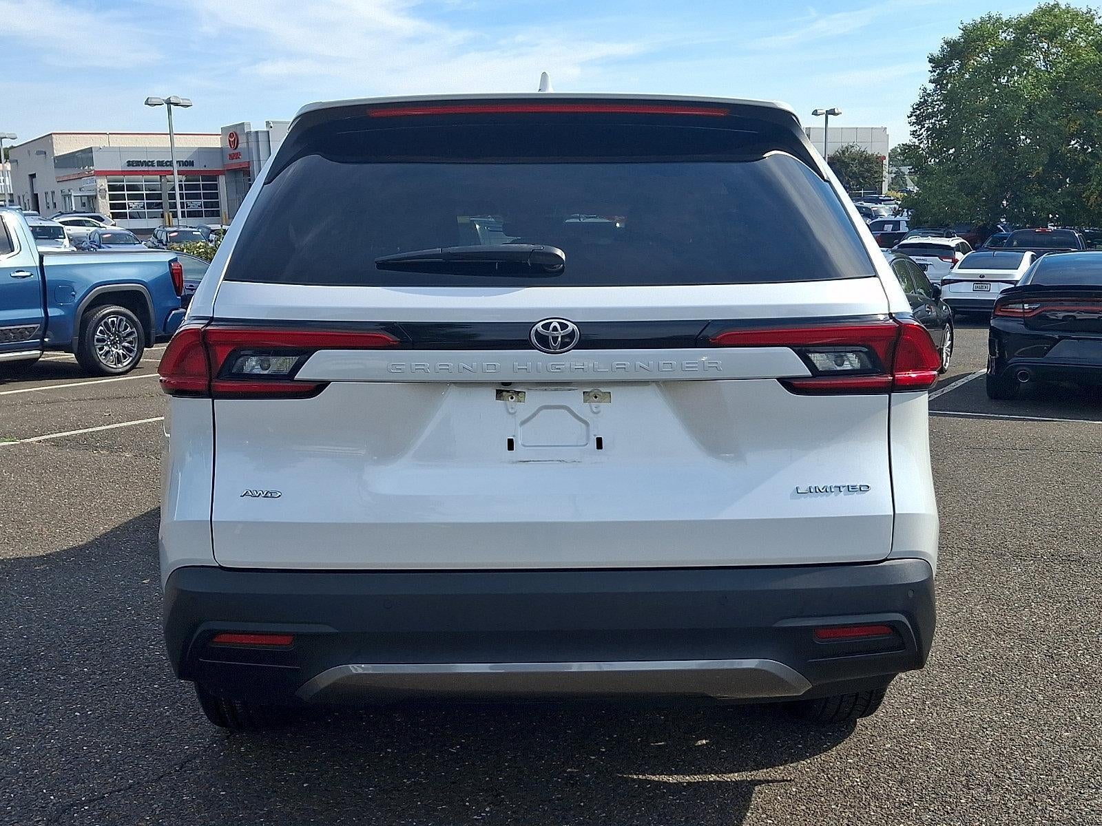 2024 Toyota Grand Highlander Limited AWD (Natl)