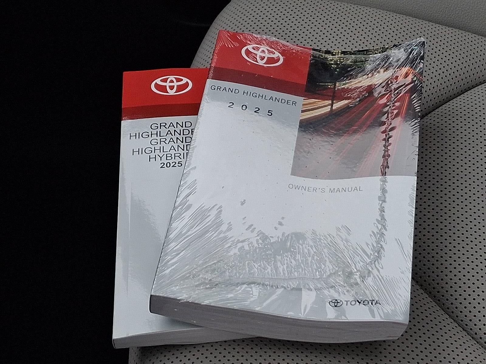 2025 Toyota Grand Highlander Limited AWD (Natl)