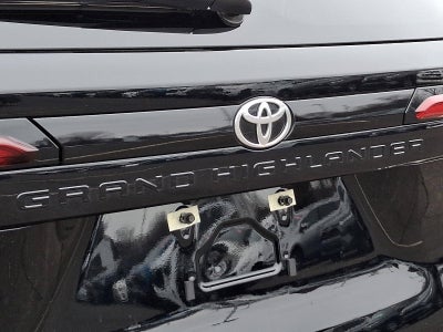 2025 Toyota Grand Highlander Limited AWD (Natl)