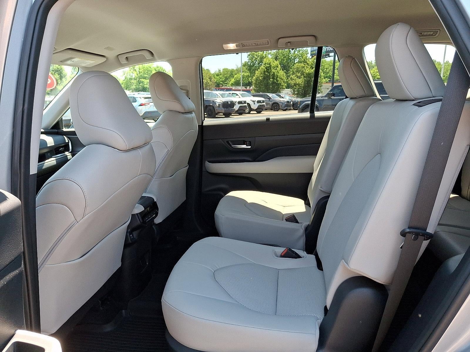 2024 Toyota Grand Highlander XLE AWD (Natl)