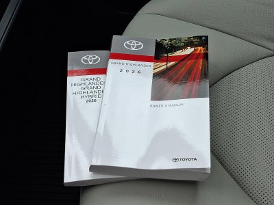 2026 Toyota Grand Highlander XLE AWD (Natl)