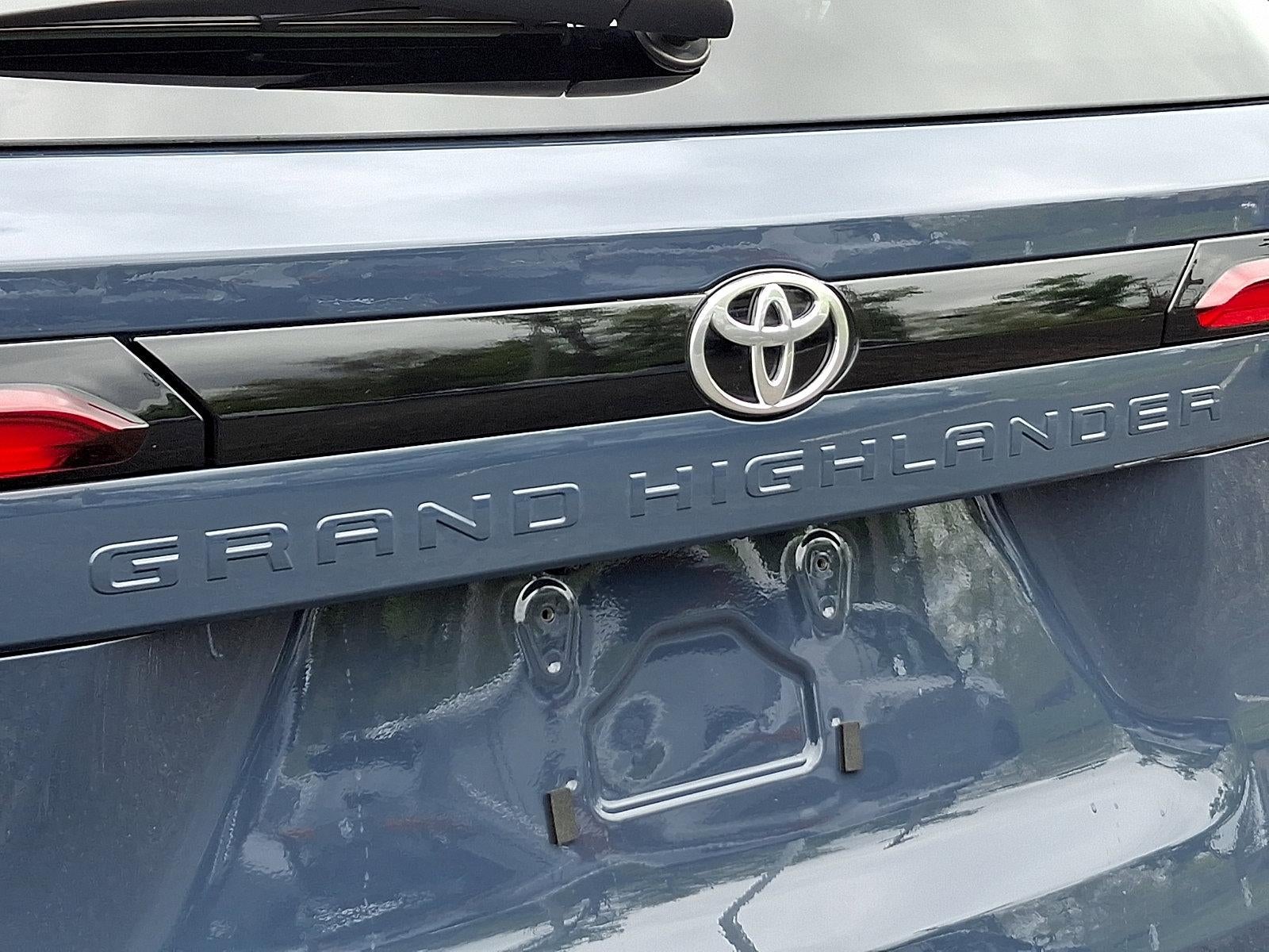 2026 Toyota Grand Highlander XLE AWD (Natl)