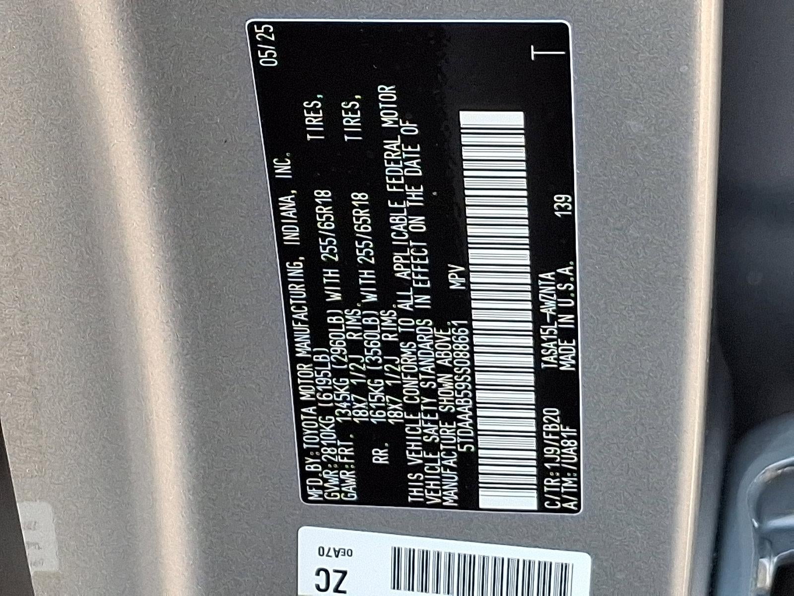 2025 Toyota Grand Highlander LE AWD (Natl)