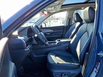 2025 Toyota Grand Highlander XLE AWD (Natl)