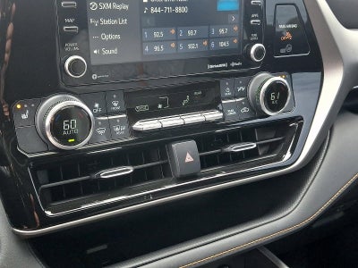 2022 Toyota Highlander Hybrid Bronze Edition AWD (Natl)