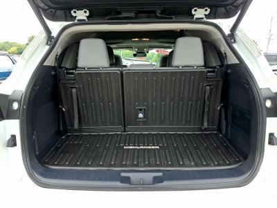 2022 Toyota Highlander Hybrid Bronze Edition AWD (Natl)