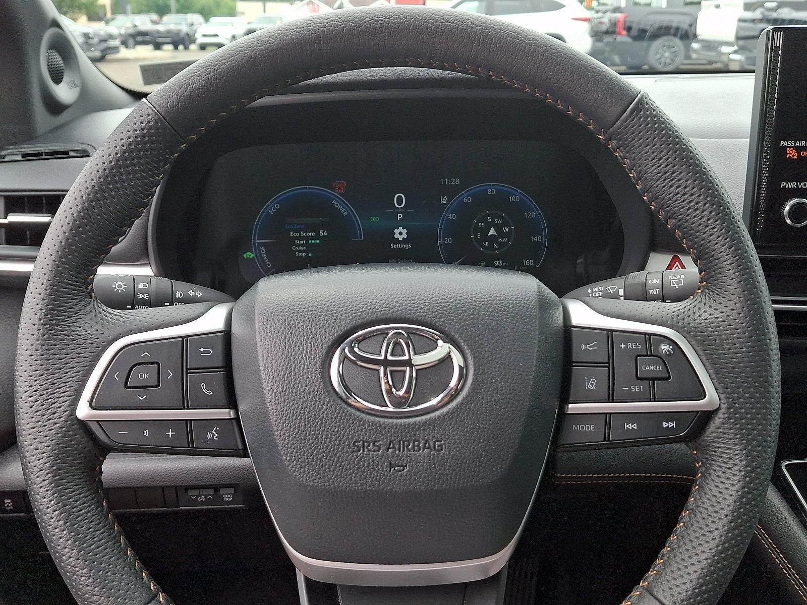2026 Toyota Sienna Woodland Edition AWD 7-Passenger (Natl)