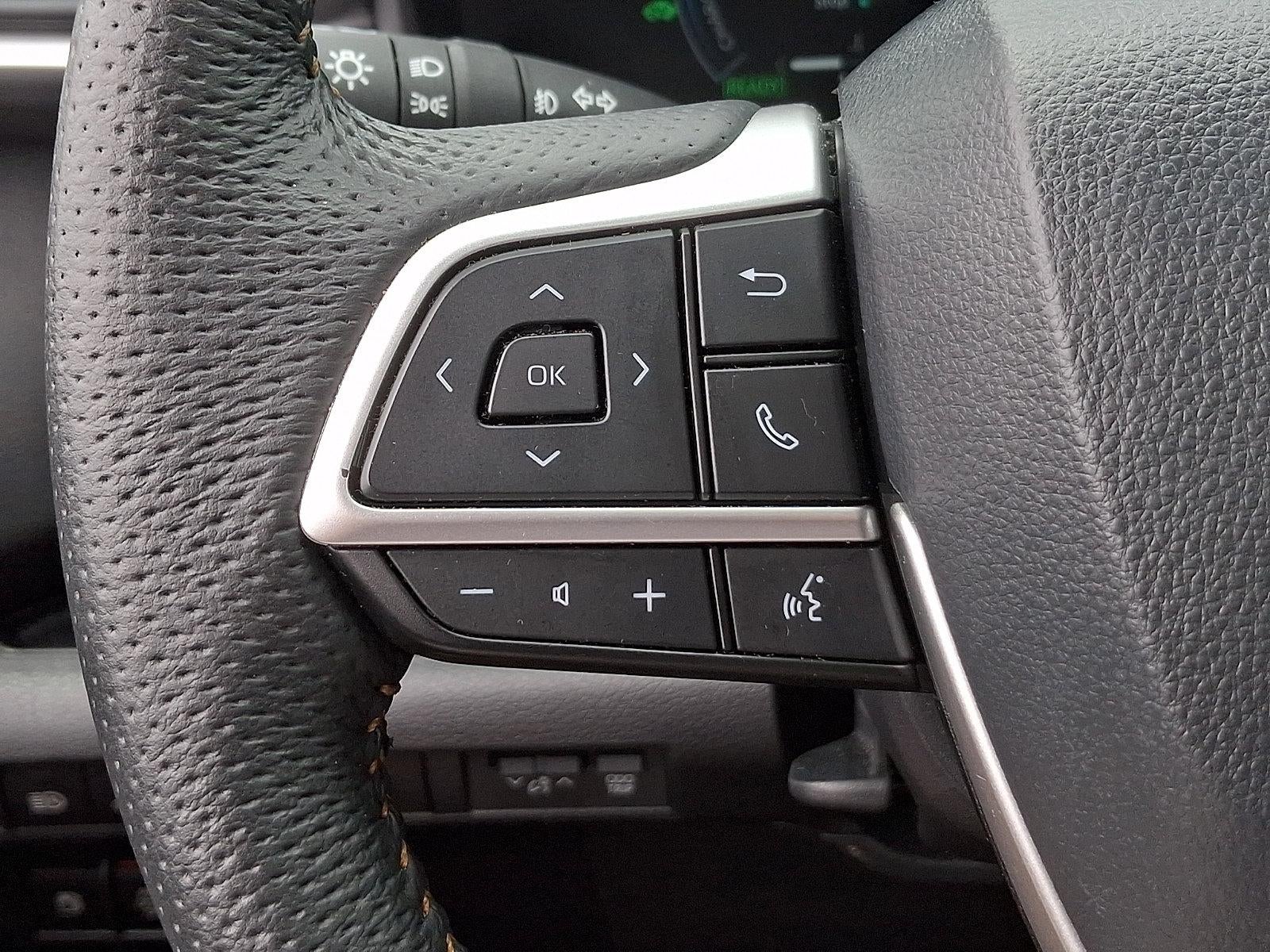 2026 Toyota Sienna Woodland Edition AWD 7-Passenger (Natl)