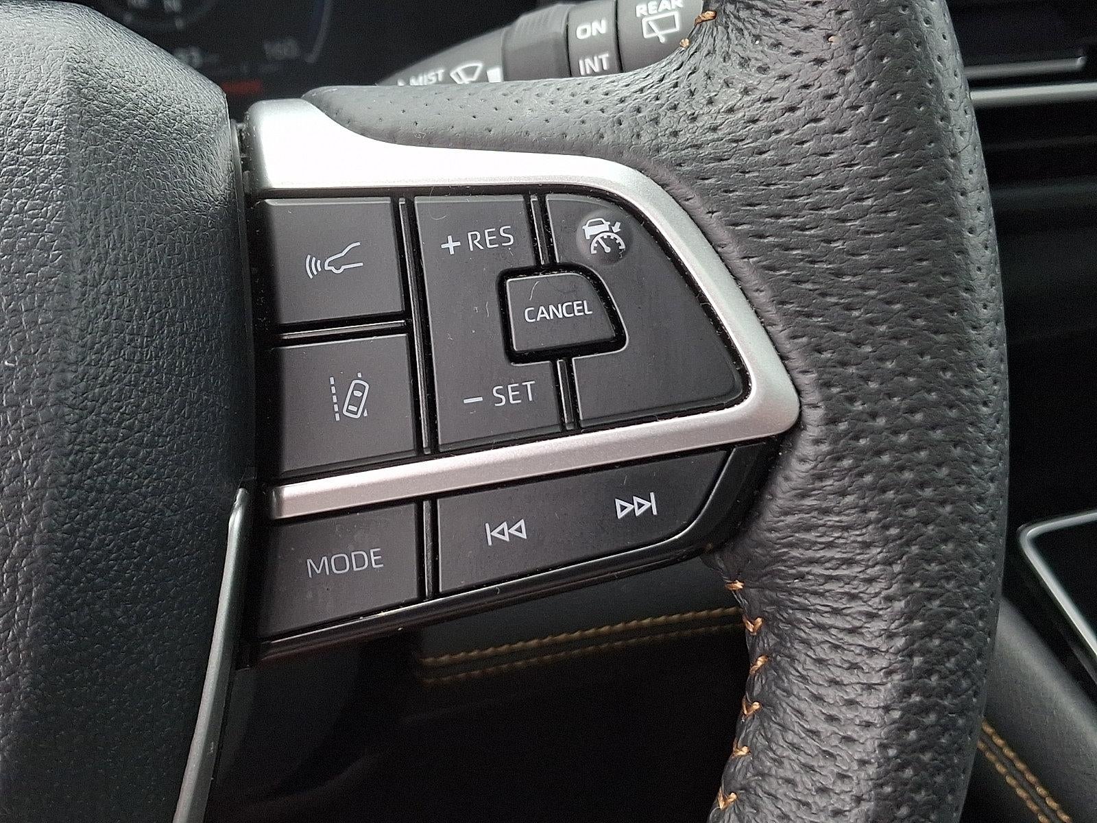2026 Toyota Sienna Woodland Edition AWD 7-Passenger (Natl)