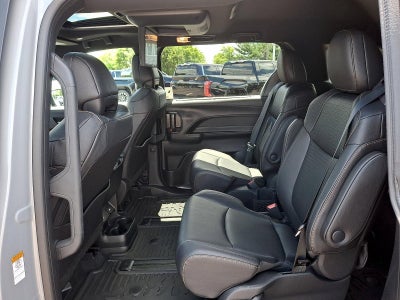 2026 Toyota Sienna Woodland Edition AWD 7-Passenger (Natl)