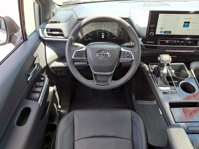 2026 Toyota Sienna Woodland Edition AWD 7-Passenger (Natl)
