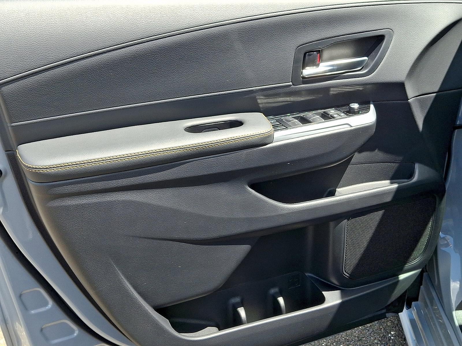 2026 Toyota Sienna Woodland Edition AWD 7-Passenger (Natl)