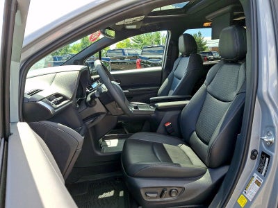 2026 Toyota Sienna Woodland Edition AWD 7-Passenger (Natl)