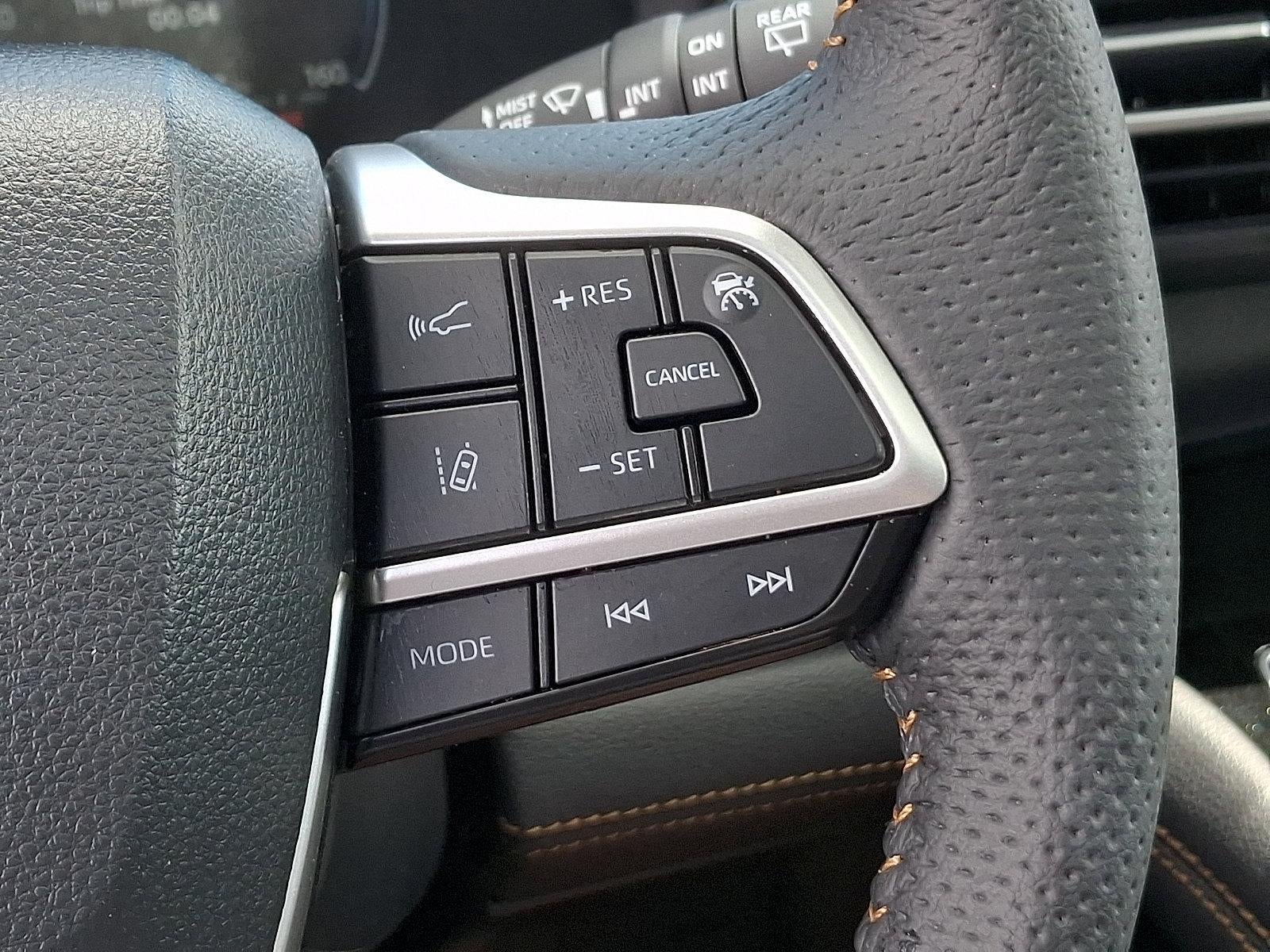2026 Toyota Sienna Woodland Edition AWD 7-Passenger (Natl)