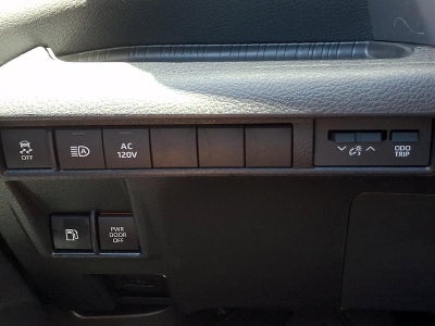 2026 Toyota Sienna Woodland Edition AWD 7-Passenger (Natl)