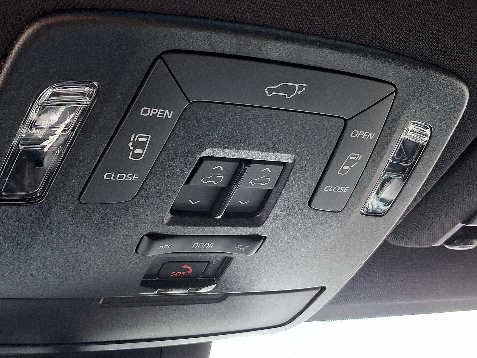 2026 Toyota Sienna Woodland Edition AWD 7-Passenger (Natl)