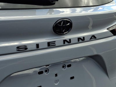 2026 Toyota Sienna Woodland Edition AWD 7-Passenger (Natl)