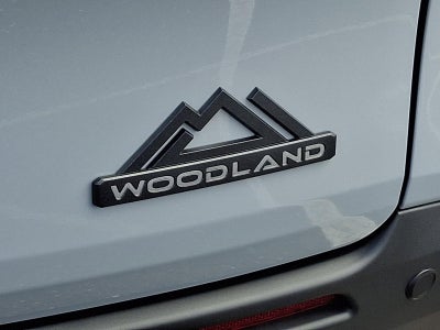 2026 Toyota Sienna Woodland Edition AWD 7-Passenger (Natl)