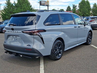 2026 Toyota Sienna Woodland Edition AWD 7-Passenger (Natl)