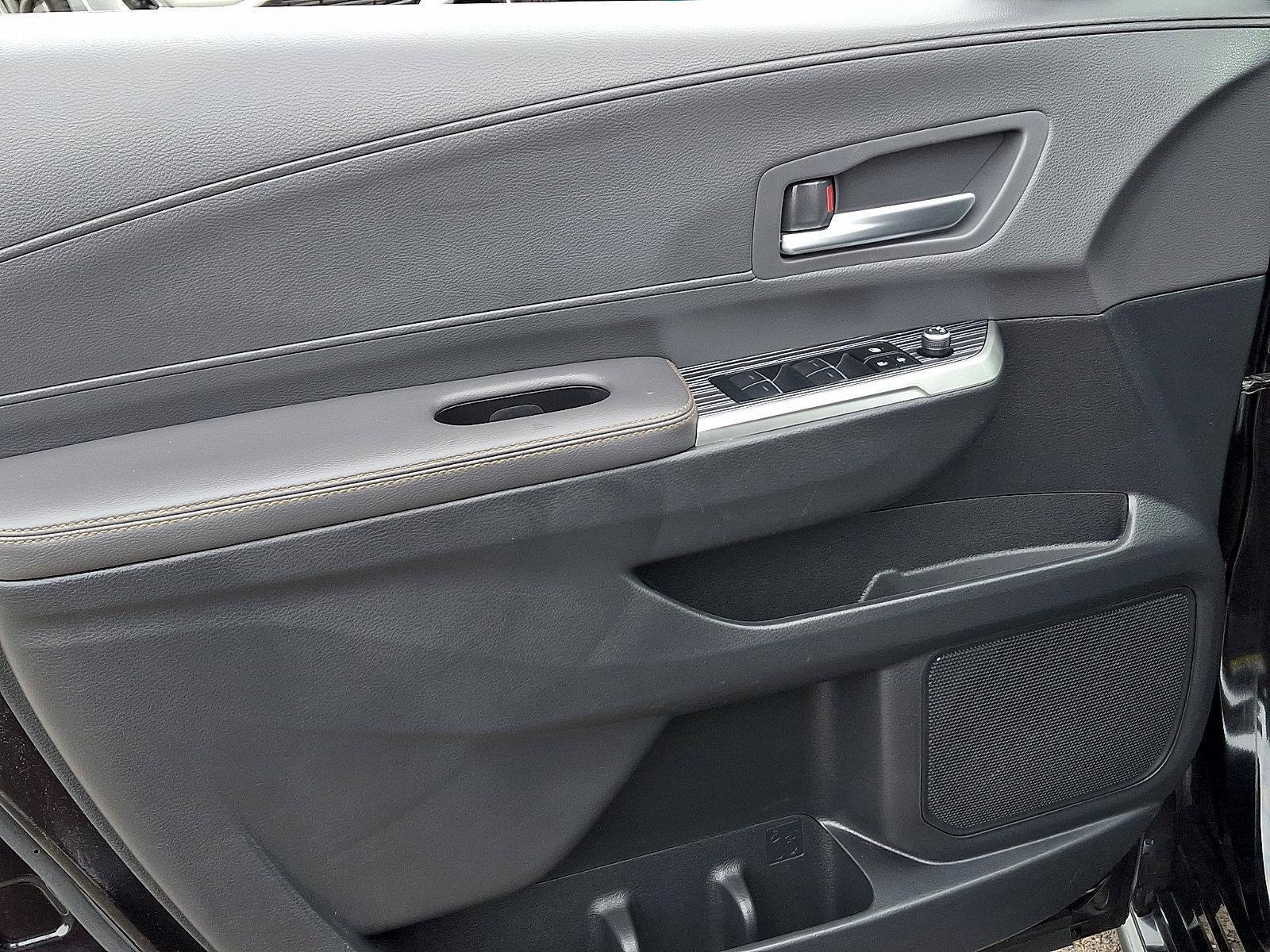 2023 Toyota Sienna Woodland Edition AWD 7-Passenger (Natl)