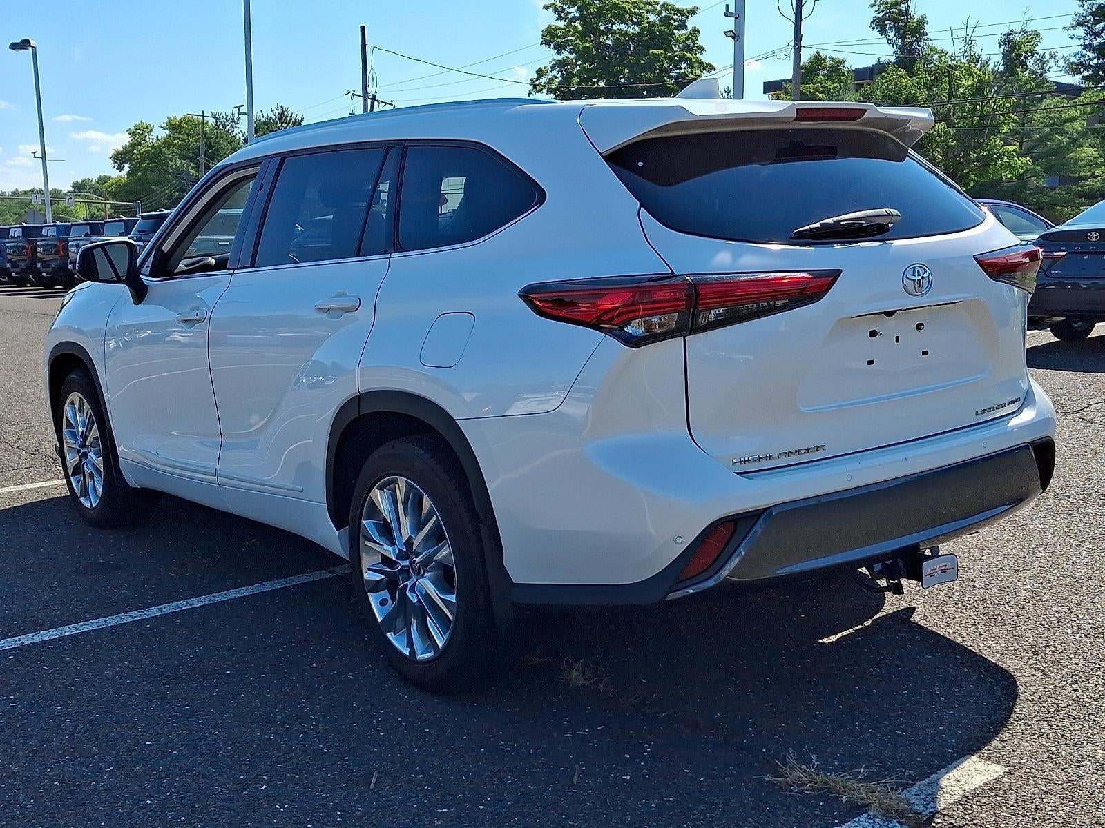 2021 Toyota Highlander Limited AWD (Natl)