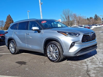 2024 Toyota Highlander Hybrid Platinum AWD (Natl)