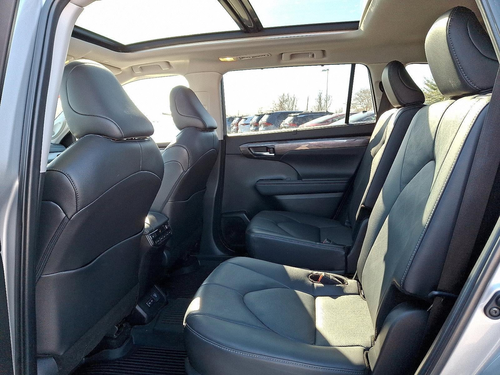 2024 Toyota Highlander Hybrid Platinum AWD (Natl)