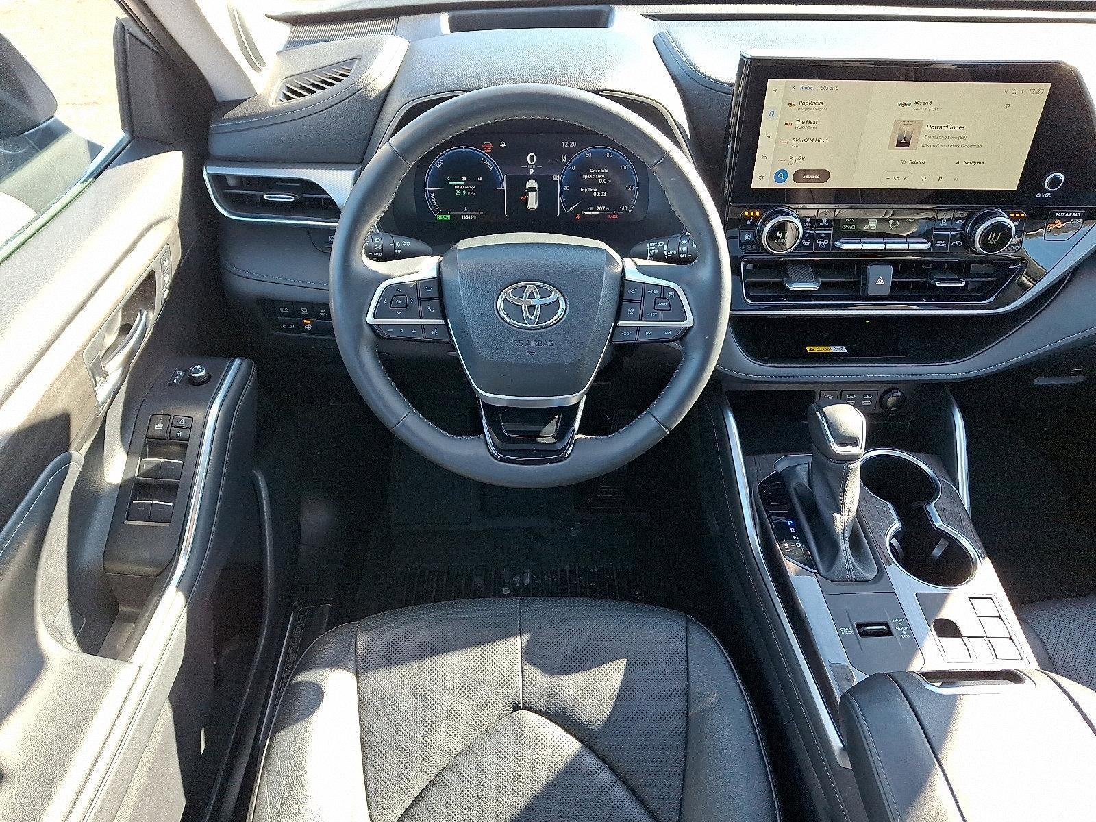 2024 Toyota Highlander Hybrid Platinum AWD (Natl)