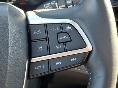 2024 Toyota Highlander Hybrid Platinum AWD (Natl)