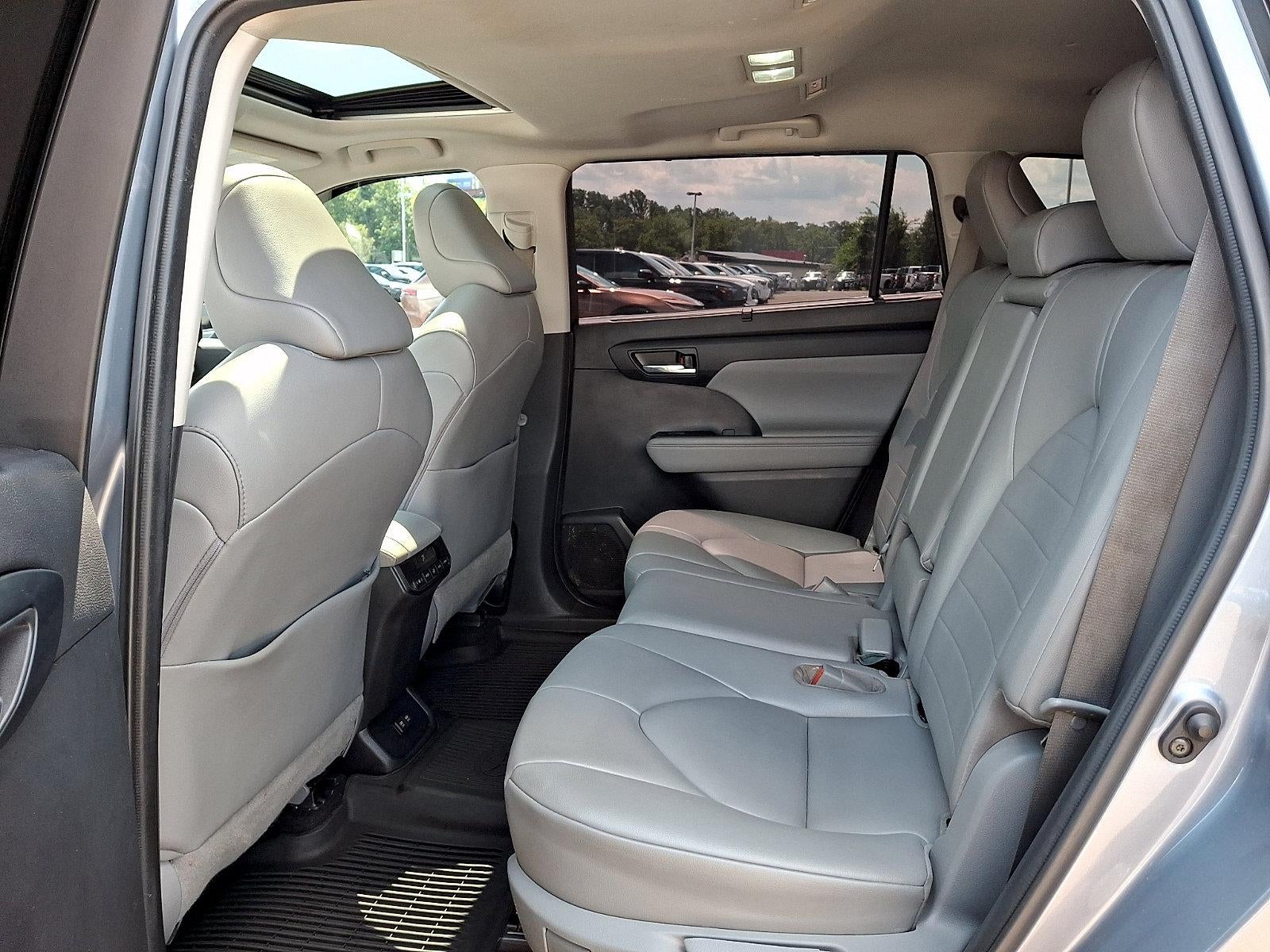 2021 Toyota Highlander XLE AWD (Natl)