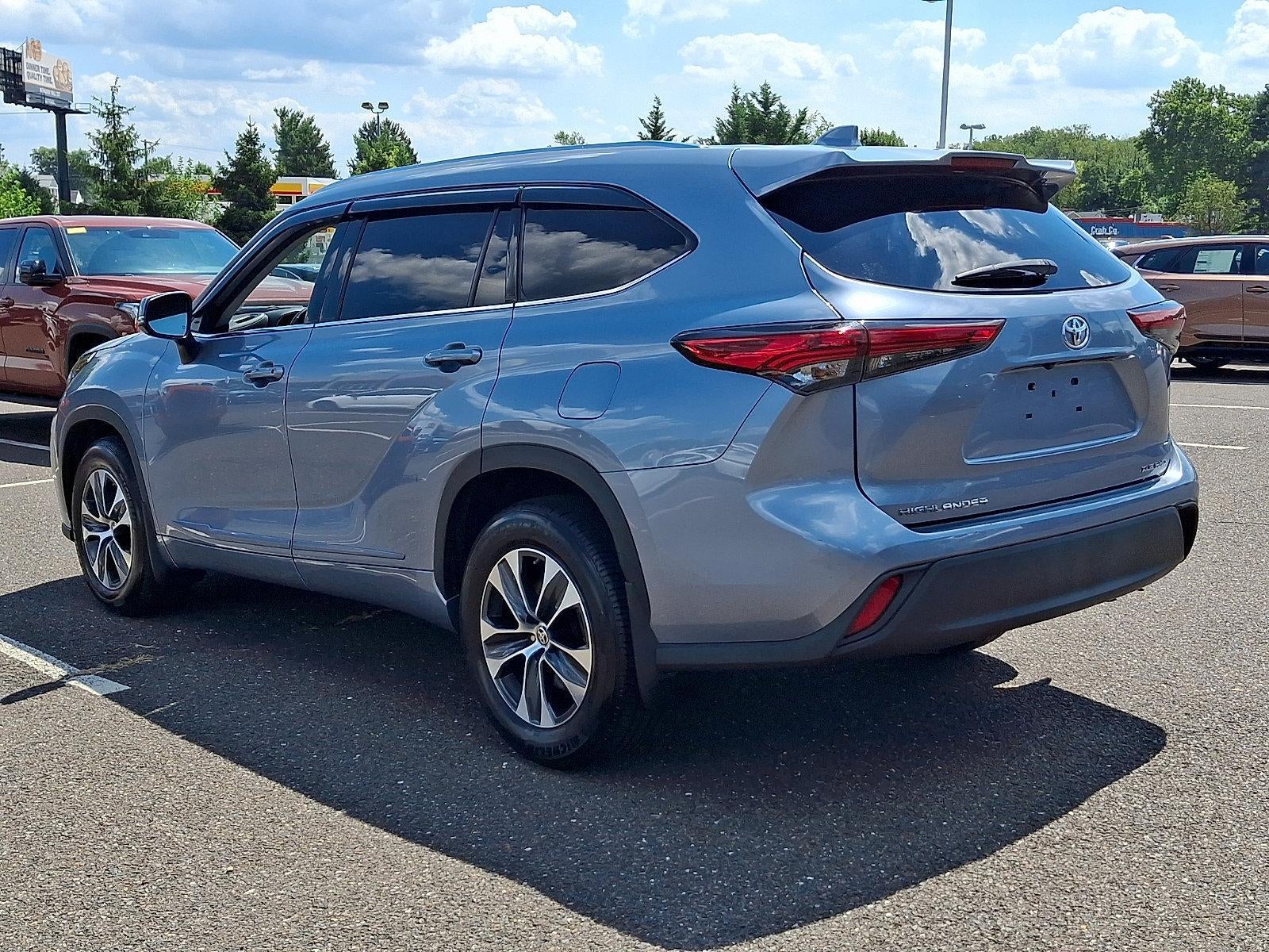 2021 Toyota Highlander XLE AWD (Natl)