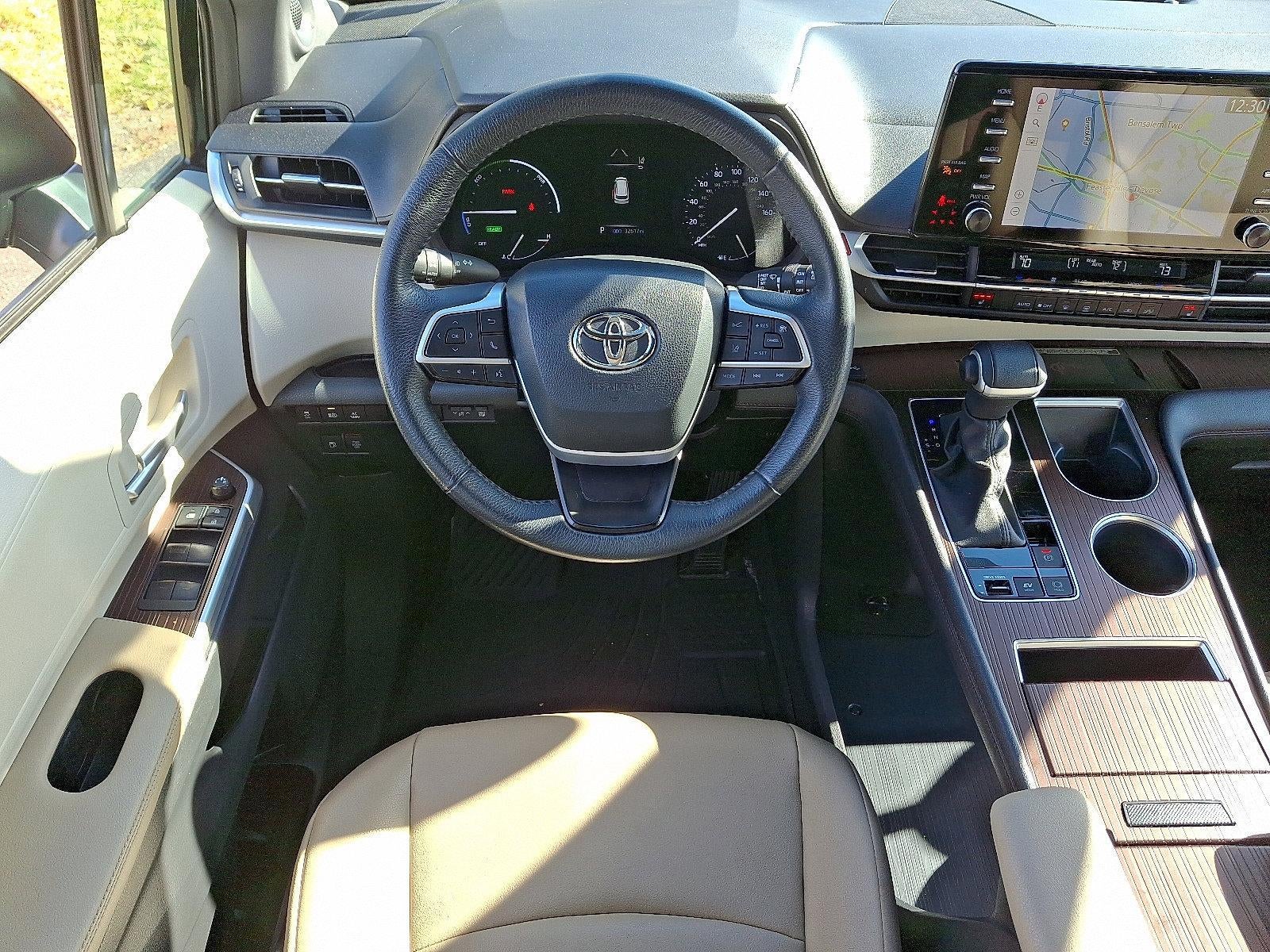 2023 Toyota Sienna XLE AWD 7-Passenger (Natl)