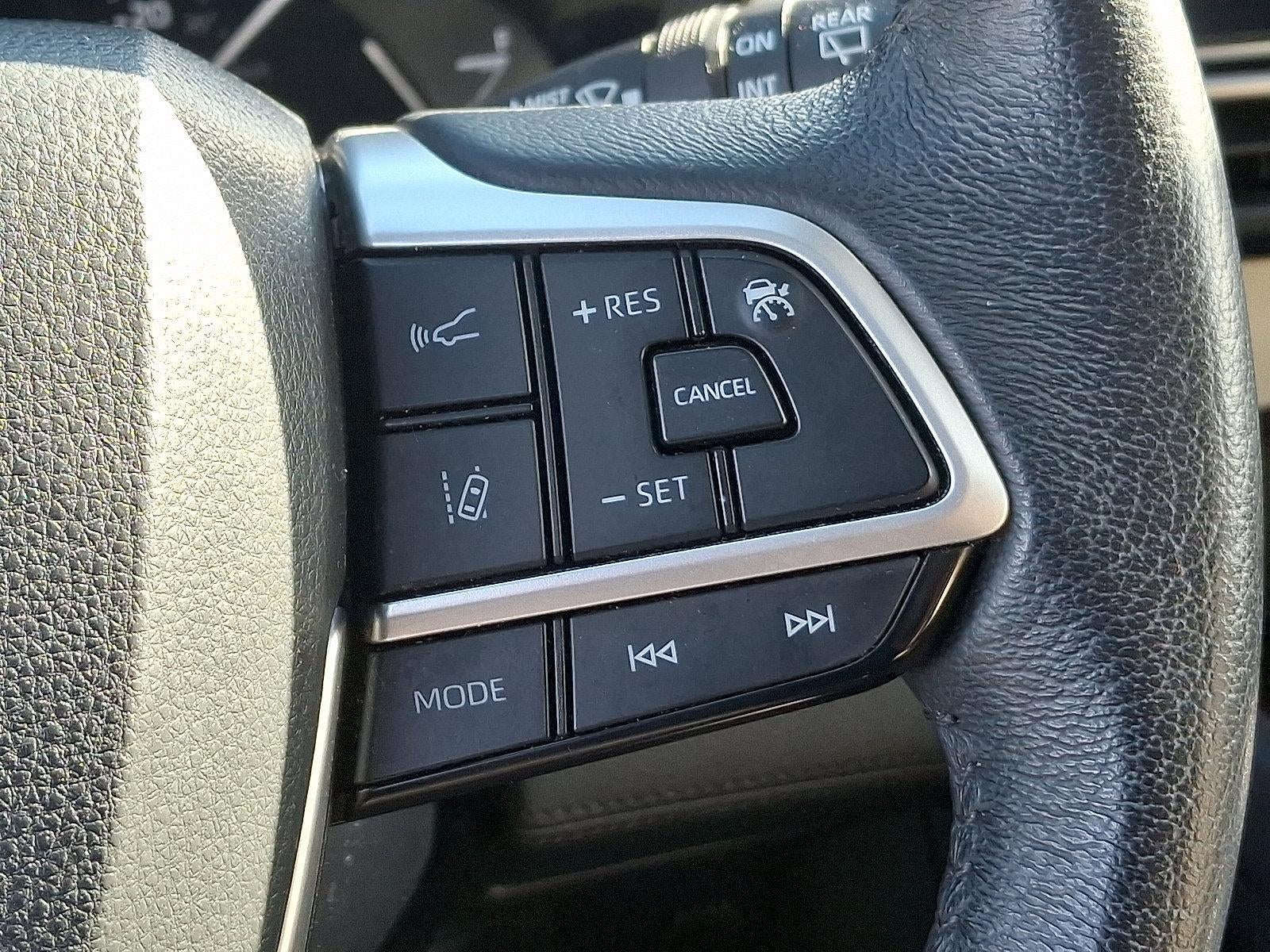 2023 Toyota Sienna XLE AWD 7-Passenger (Natl)