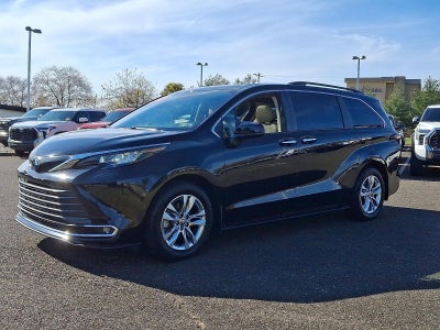 2023 Toyota Sienna XLE AWD 7-Passenger (Natl)