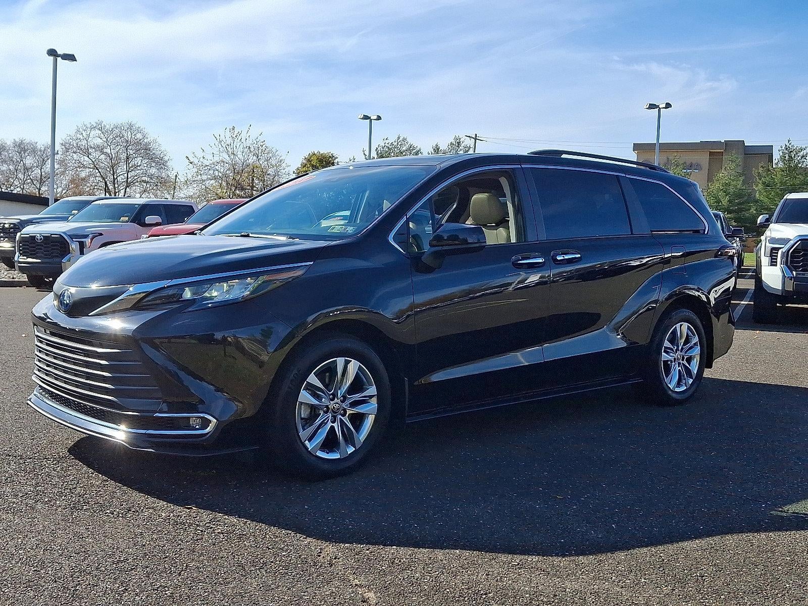2023 Toyota Sienna XLE AWD 7-Passenger (Natl)