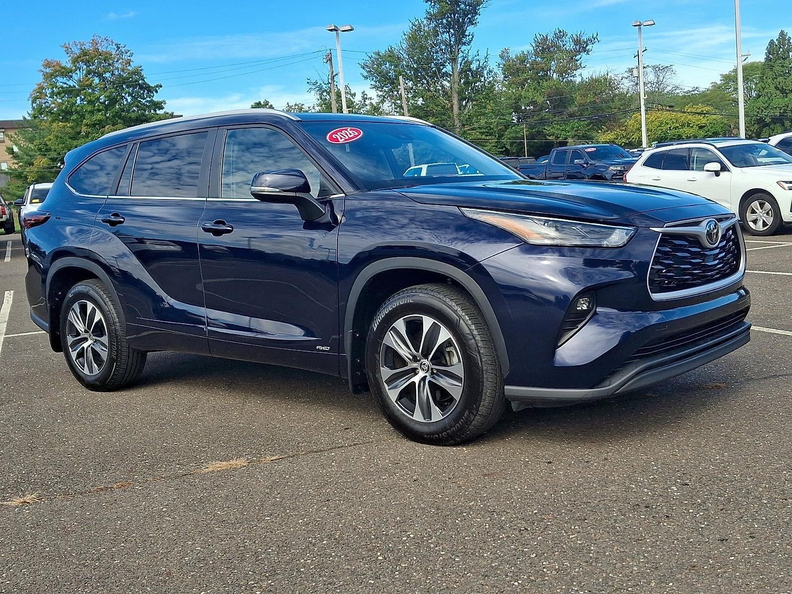 2026 Toyota Highlander Hybrid XLE AWD (Natl)