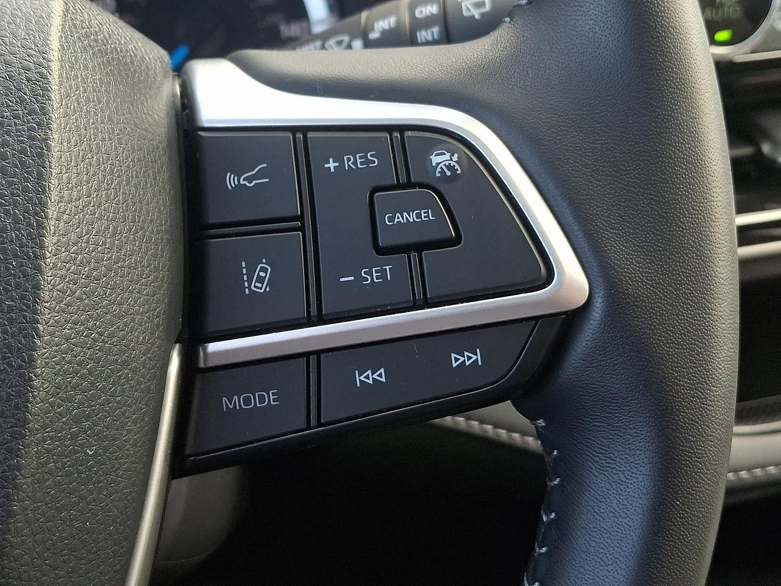 2026 Toyota Highlander Hybrid XLE AWD (Natl)