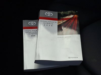 2026 Toyota Highlander Hybrid XLE AWD (Natl)