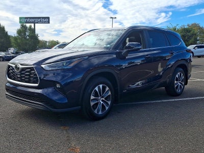 2026 Toyota Highlander Hybrid XLE AWD (Natl)