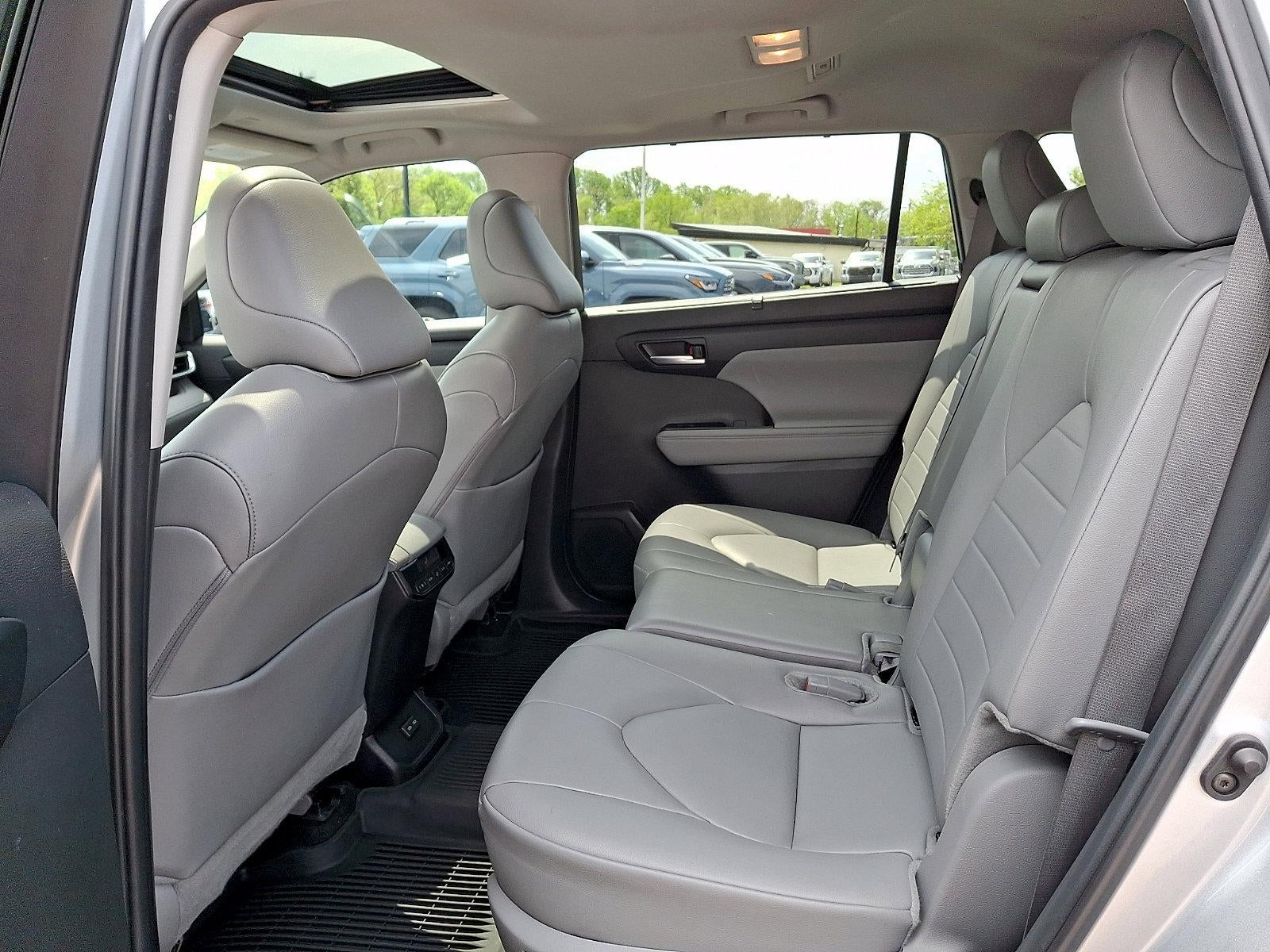 2024 Toyota Highlander Hybrid XLE AWD (Natl)