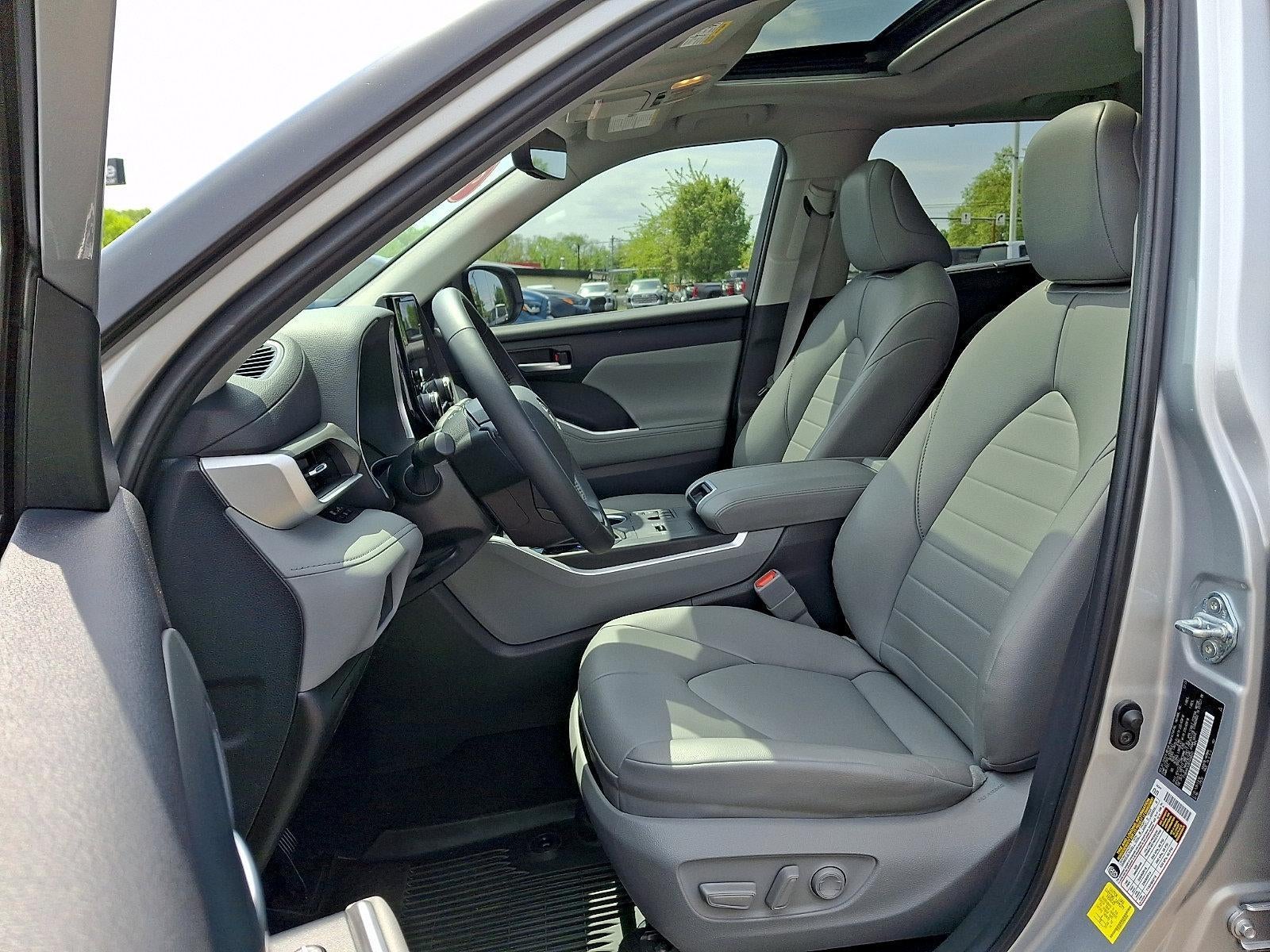 2024 Toyota Highlander Hybrid XLE AWD (Natl)