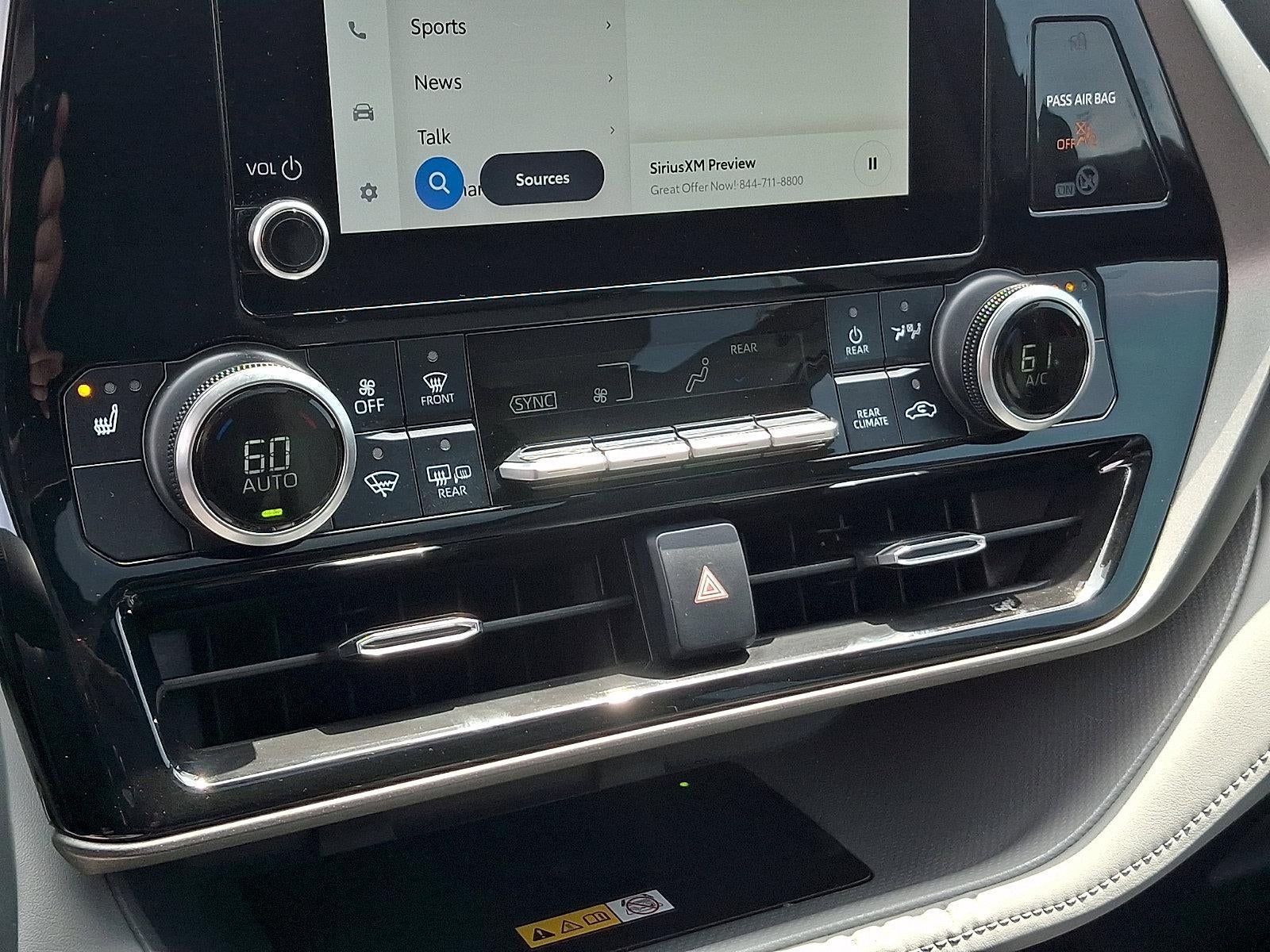 2024 Toyota Highlander Hybrid XLE AWD (Natl)