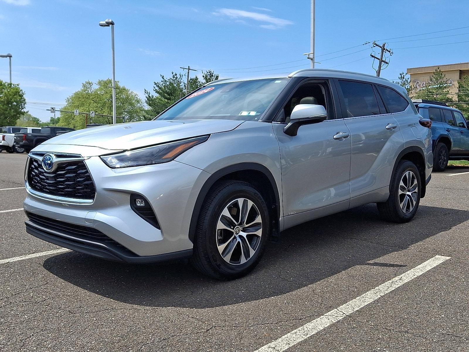 2024 Toyota Highlander Hybrid XLE AWD (Natl)