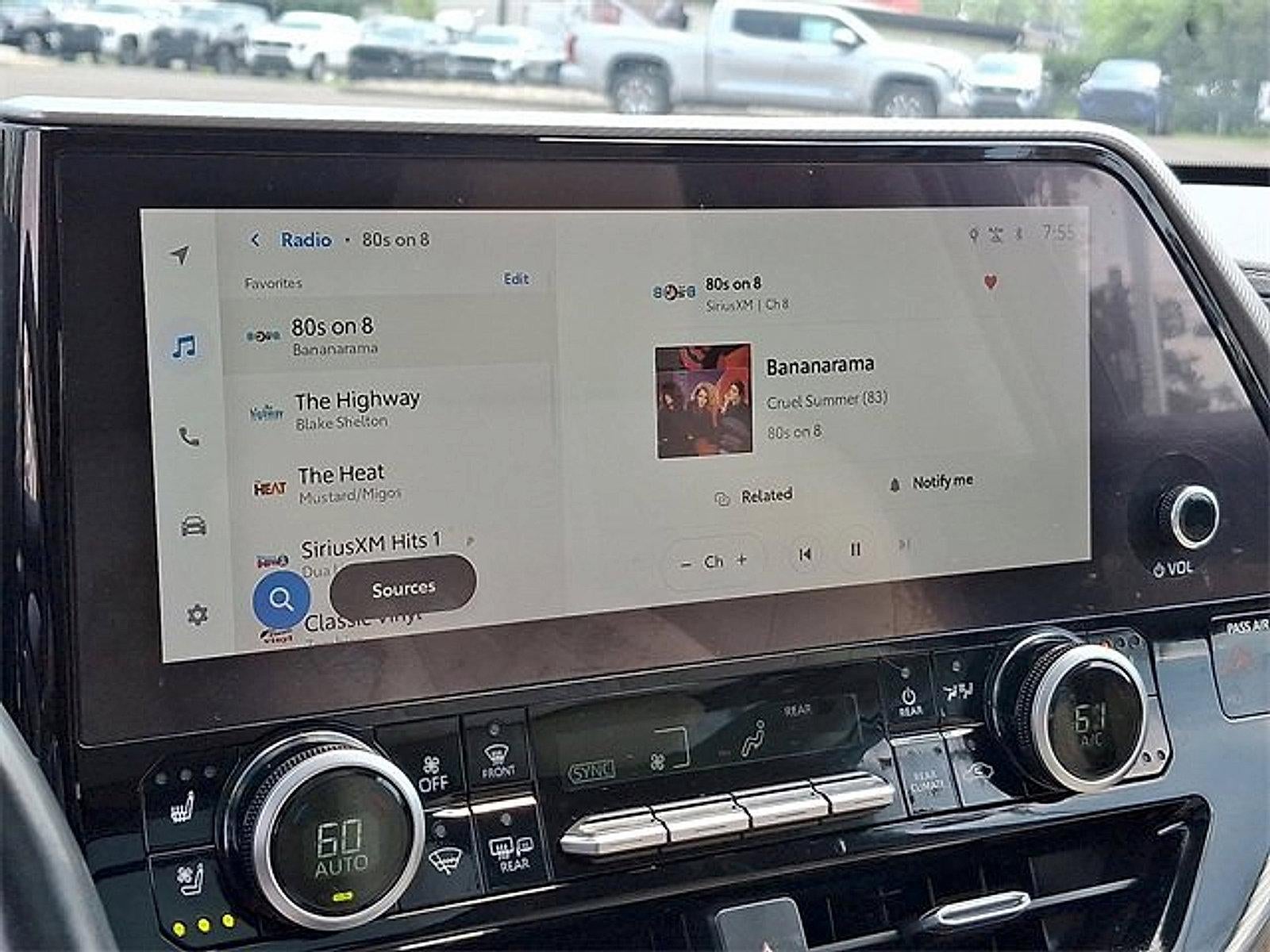 2024 Toyota Highlander Platinum AWD (Natl)