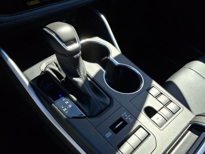 2025 Toyota Highlander XLE AWD (Natl)