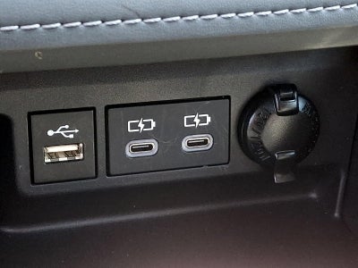 2025 Toyota Highlander XLE AWD (Natl)